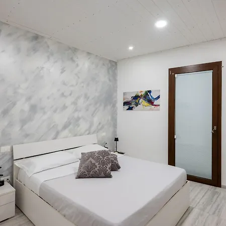Guest house L Agora Di *