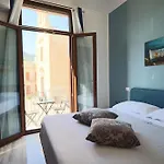 Agora Di - Piazza Madrice فافينانا
