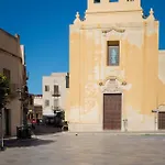 Agorà Di - Piazza Madrice 4*