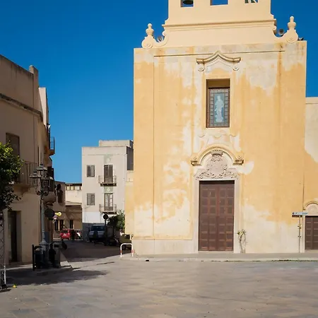L Agora Di * Favignana